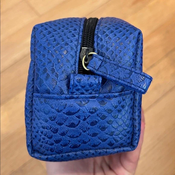 Blue Textured Cosmetic Pouch - Women's Travel Makeup Bag - Picture 3 of 3